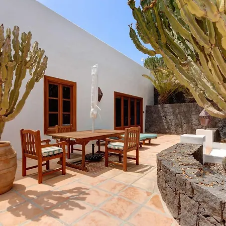 Holiday home El Cactus La Cueva